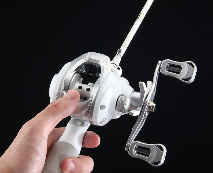 Small White Micro Item Bait Casting Reel