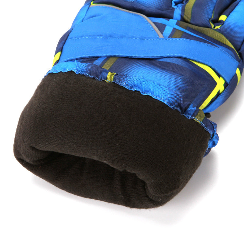 Waterproof gloves snow ski equipment