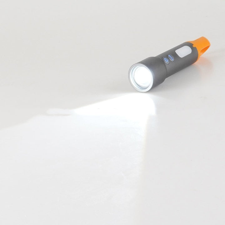Long-range White Laser Flashlight